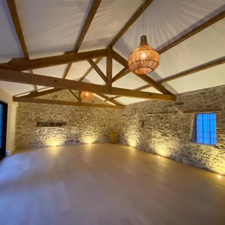 Jolly Chateau - Private 